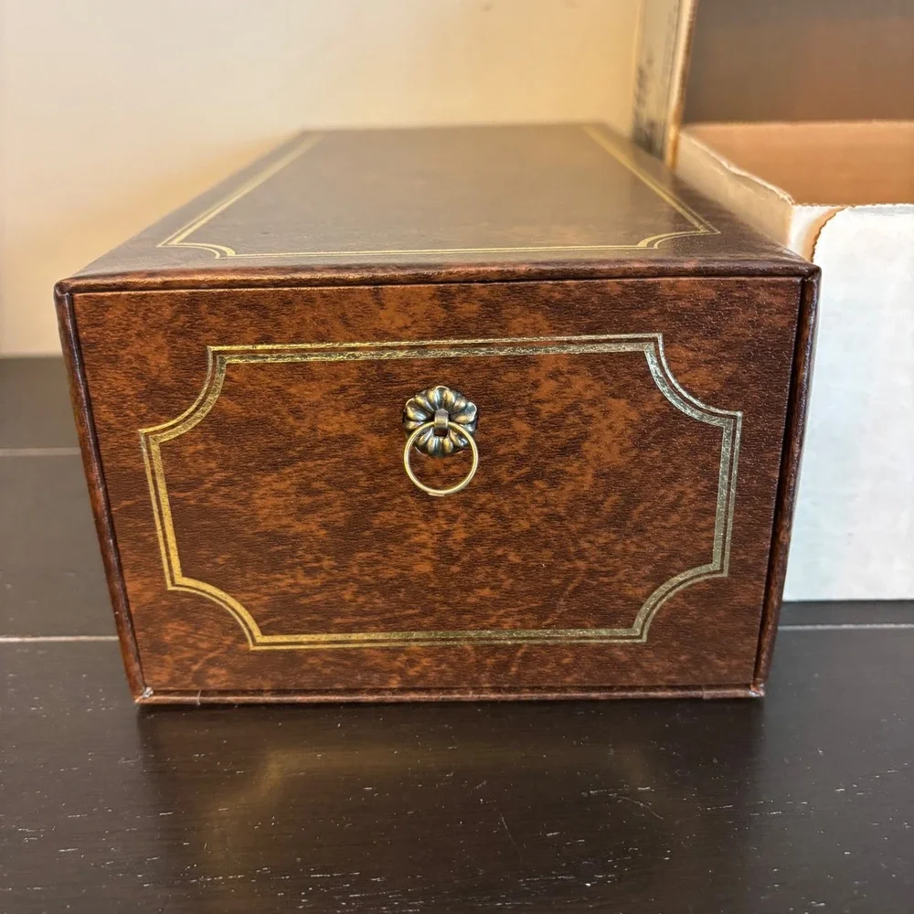 Vintage Holson Photo Memory Box | Faux Leather | 3.5 x 5 Photos | 200 Photos